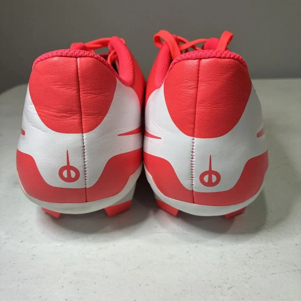 Nike legend 10
